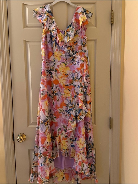 Dresses & Skirts - London Times Floral Ruffle Maxi Dress Size 10P